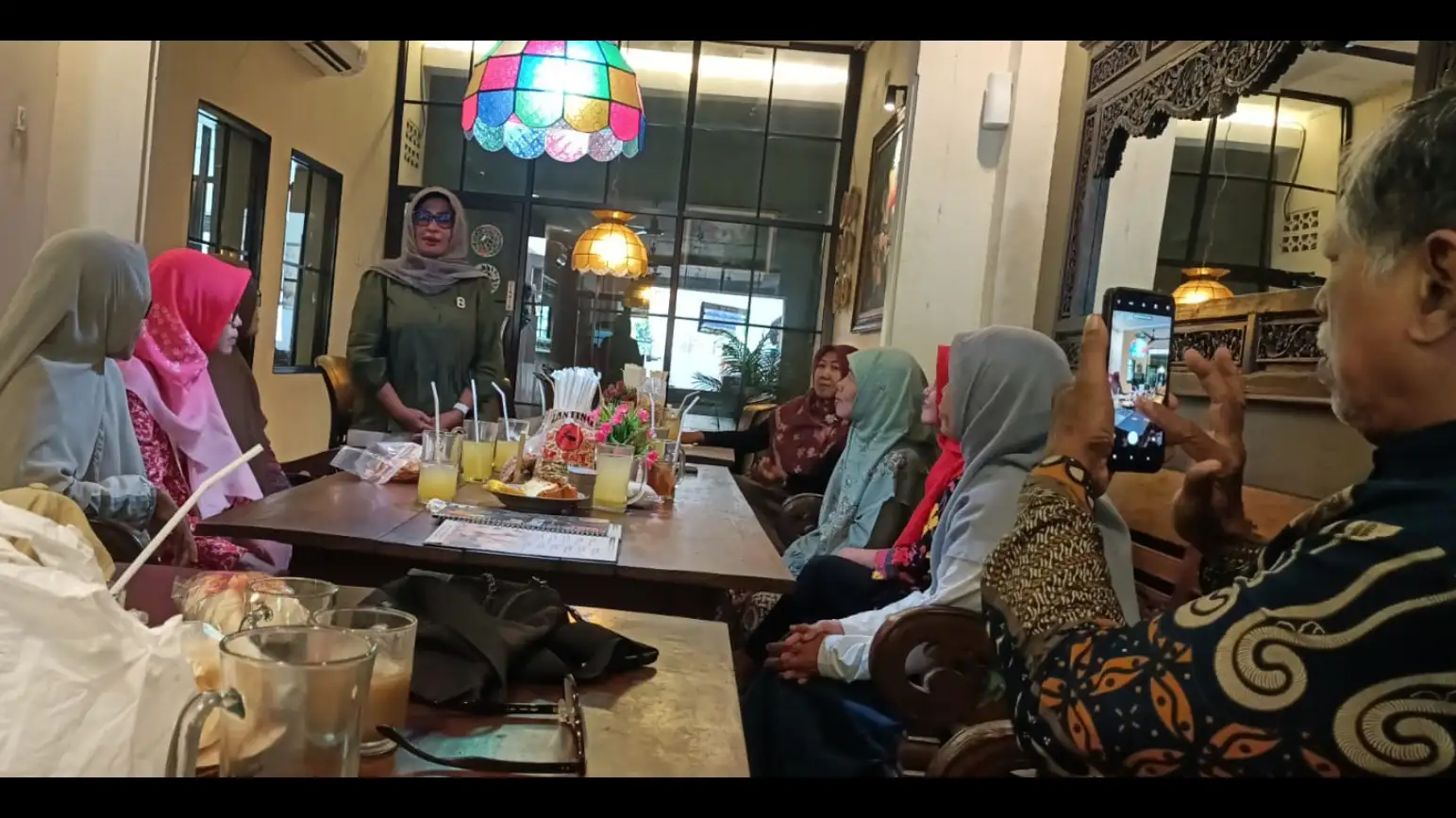 Silaturahim Alumni 1991 SMA Muhammadiyah 1 Pekajangan Pekalongan Bersama Para Kepala Sekolah